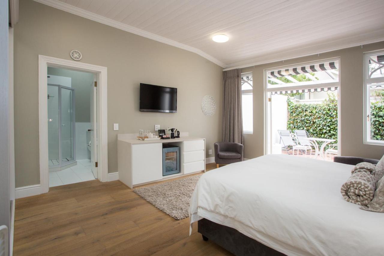 Double or Twin Room with Terrace